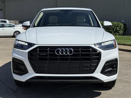 2025 Audi Q5 40 Premium