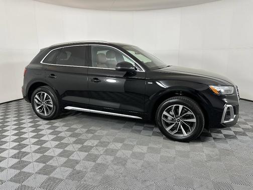 2024 Audi Q5 45 S line Premium Plus