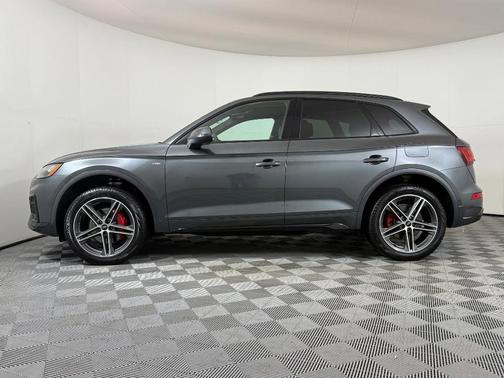 2025 Audi Q5 55 S line Premium Plus