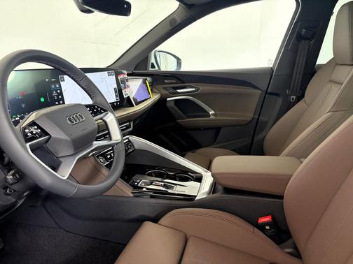 2025 Audi Q5 Prestige TFSI quattro S tronic