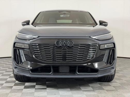 Magnet Gray 2027 Audi Q6 e-tron Sportback Premium Plus quattro
