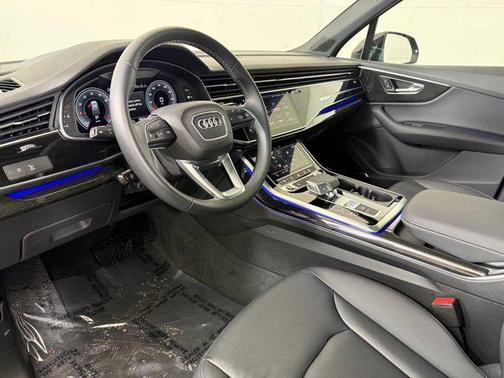 2025 Audi Q7 45 Premium