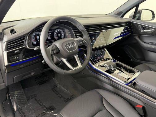 Samurai Gray Metallic 2026 Audi Q7 55 Premium Plus