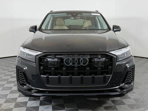 2026 Audi Q7 55 Premium Plus
