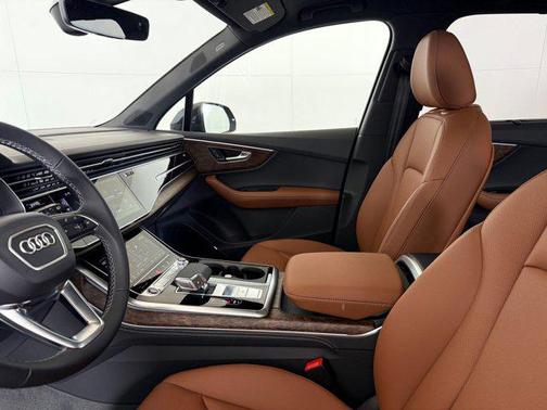 2026 Audi Q7 55 Premium Plus