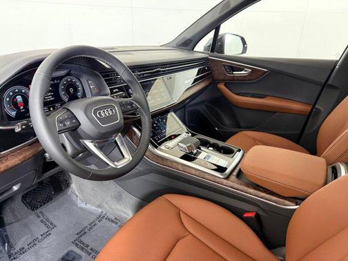 2026 Audi Q7 55 Premium Plus