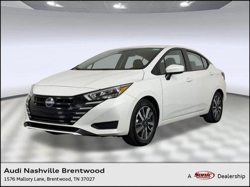 Aspen White Tricoat 2025 Nissan Versa 1.6 SV