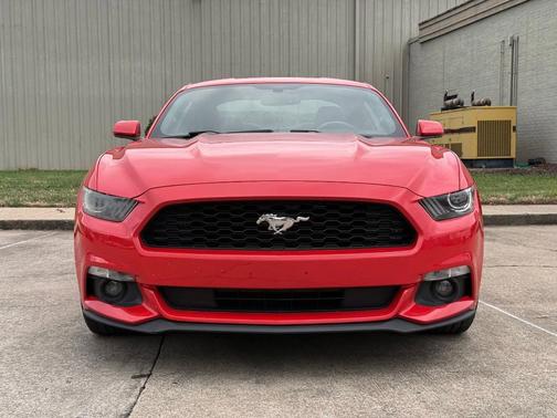 2015 Ford Mustang V6