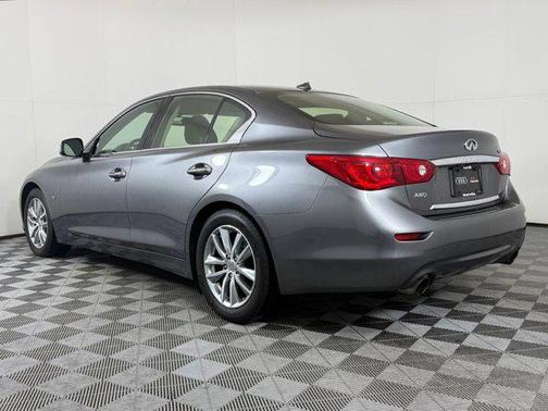 2015 INFINITI Q50 Premium