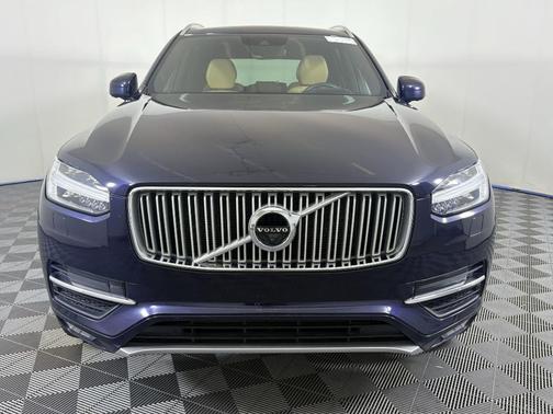2019 Volvo XC90 T6 Inscription