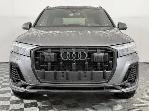 2026 Audi Q7 55 Premium Plus