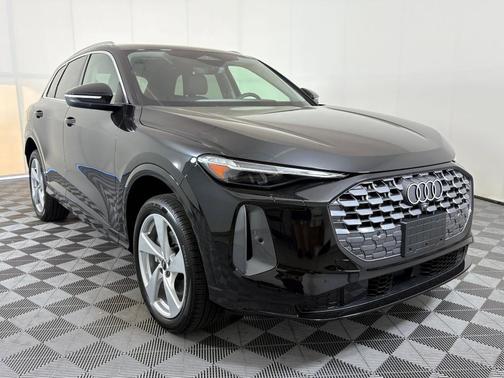 2025 Audi Q5 Premium Plus TFSI quattro S tronic