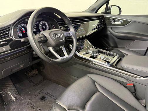 2023 Audi Q7 55 Premium Plus