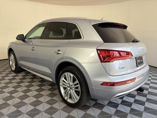2018 Audi Q5 2.0T Premium Plus
