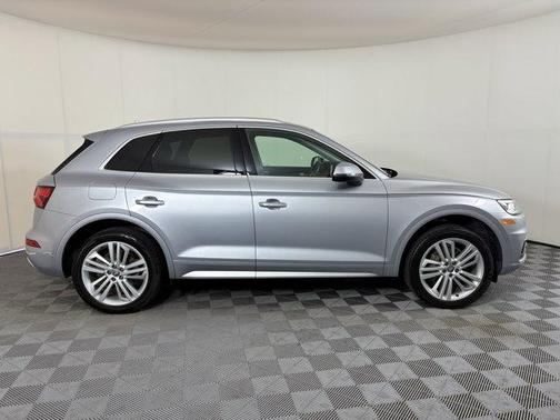 2018 Audi Q5 2.0T Premium Plus