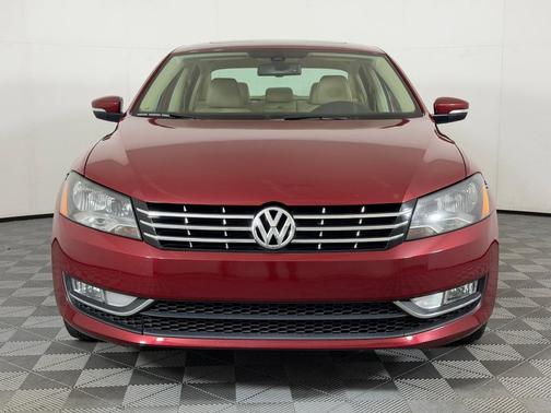 Maroon 2015 Volkswagen Passat 2.0L TDI DSG SEL Premium
