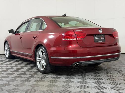 Maroon 2015 Volkswagen Passat 2.0L TDI DSG SEL Premium