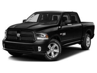 2017 RAM 1500 Night Crew Cab 4x4 5'7' Box