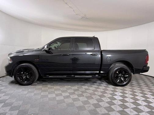 2017 RAM 1500 Night Crew Cab 4x4 5'7' Box