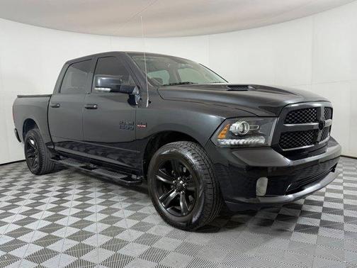 2017 RAM 1500 Night Crew Cab 4x4 5'7' Box