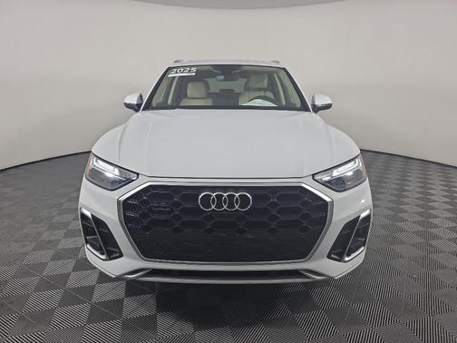 2025 Audi Q5 45 S line Premium Plus