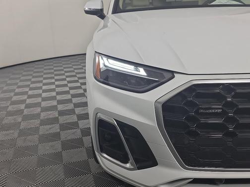 2025 Audi Q5 45 S line Premium Plus