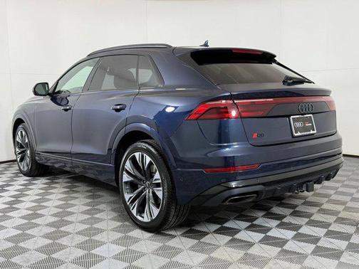 2025 Audi Q8 55 Prestige