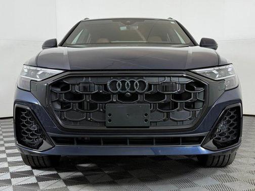 2025 Audi Q8 55 Prestige