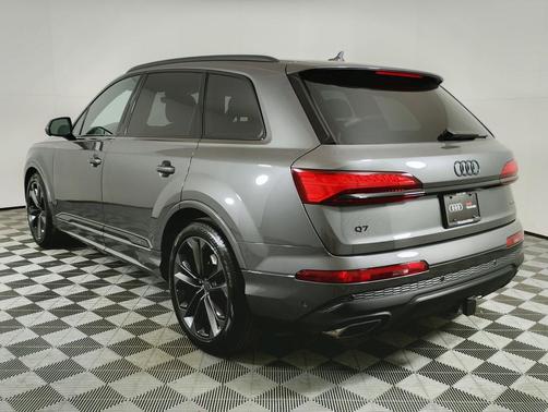 2026 Audi Q7 55 Premium Plus