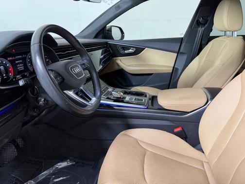 2021 Audi Q8 55 Premium Plus