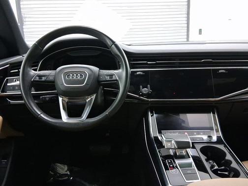 2021 Audi Q8 55 Premium Plus