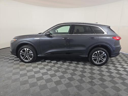 2025 Audi Q5 Premium