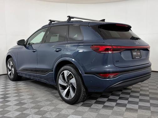 2025 Audi Q6 e-tron Premium Plus quattro