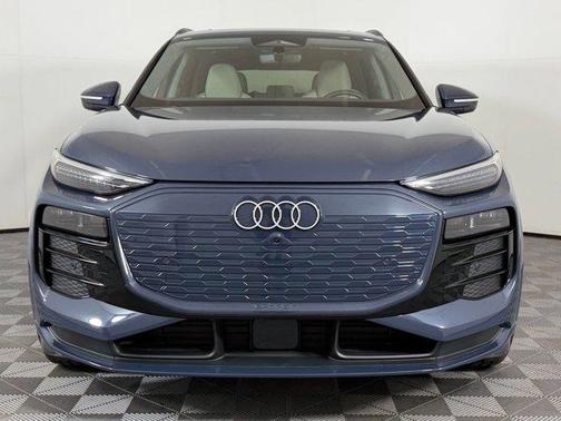 Plasma Blue Metallic 2025 Audi Q6 e-tron Prestige quattro