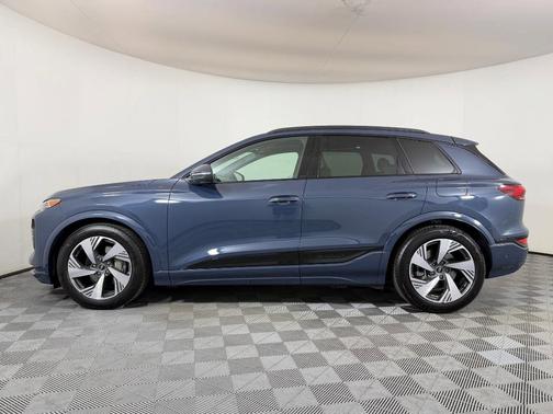 Plasma Blue Metallic 2025 Audi Q6 e-tron Prestige quattro