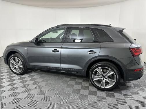 2025 Audi Q5 45 S line Premium