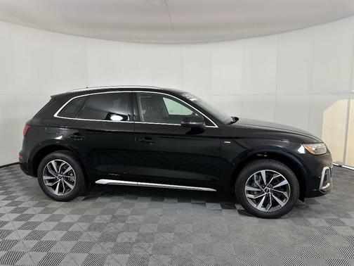 2025 Audi Q5 45 S line Premium Plus