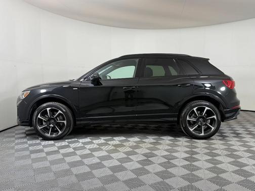 2025 Audi Q3 45 S line Premium Plus