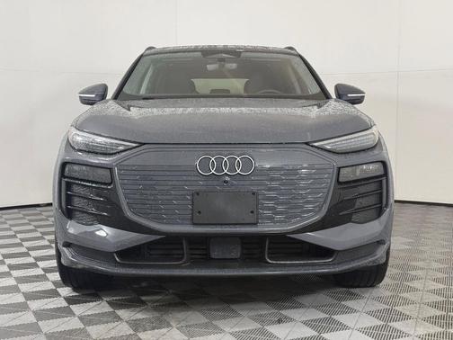 2025 Audi Q6 e-tron Premium Plus quattro