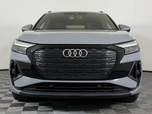 2024 Audi Q4 e-tron Premium Plus 55 quattro