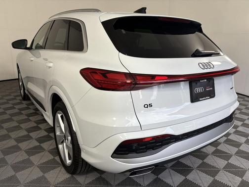 2025 Audi Q5 Prestige TFSI quattro S tronic