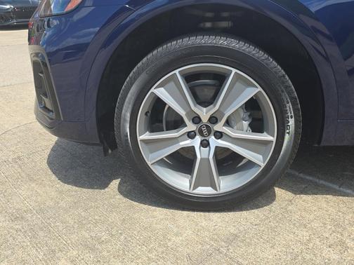2025 Audi Q5 45 S line Premium