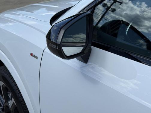 2025 Audi Q3 45 S line Premium Plus