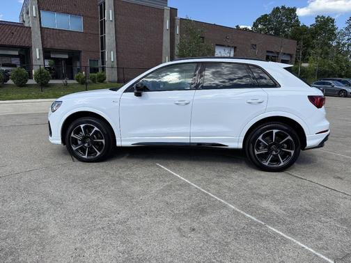 2025 Audi Q3 45 S line Premium Plus