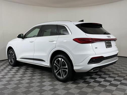 2025 Audi Q5 Premium Plus TFSI quattro S tronic