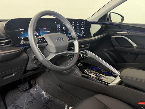 Florett Silver Metallic 2025 Audi Q5 Premium TFSI quattro S tronic