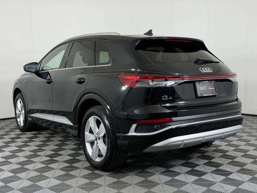 Mythos Black Metallic 2023 Audi Q4 e-tron Premium Plus 50 quattro