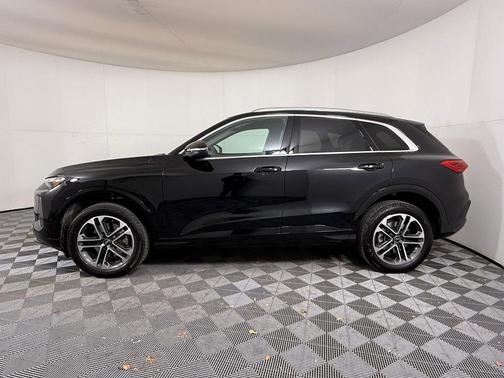 2025 Audi Q5 Premium TFSI quattro S tronic