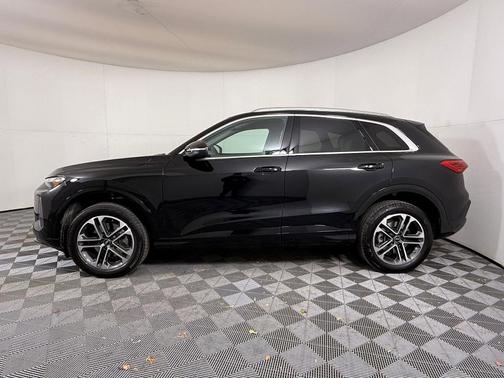 2025 Audi Q5 Premium TFSI quattro S tronic