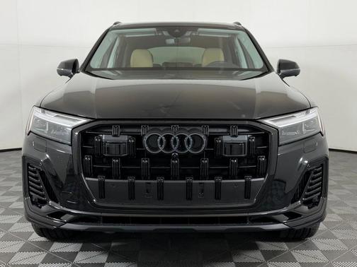 Mythos Black Metallic 2026 Audi Q7 55 Premium Plus